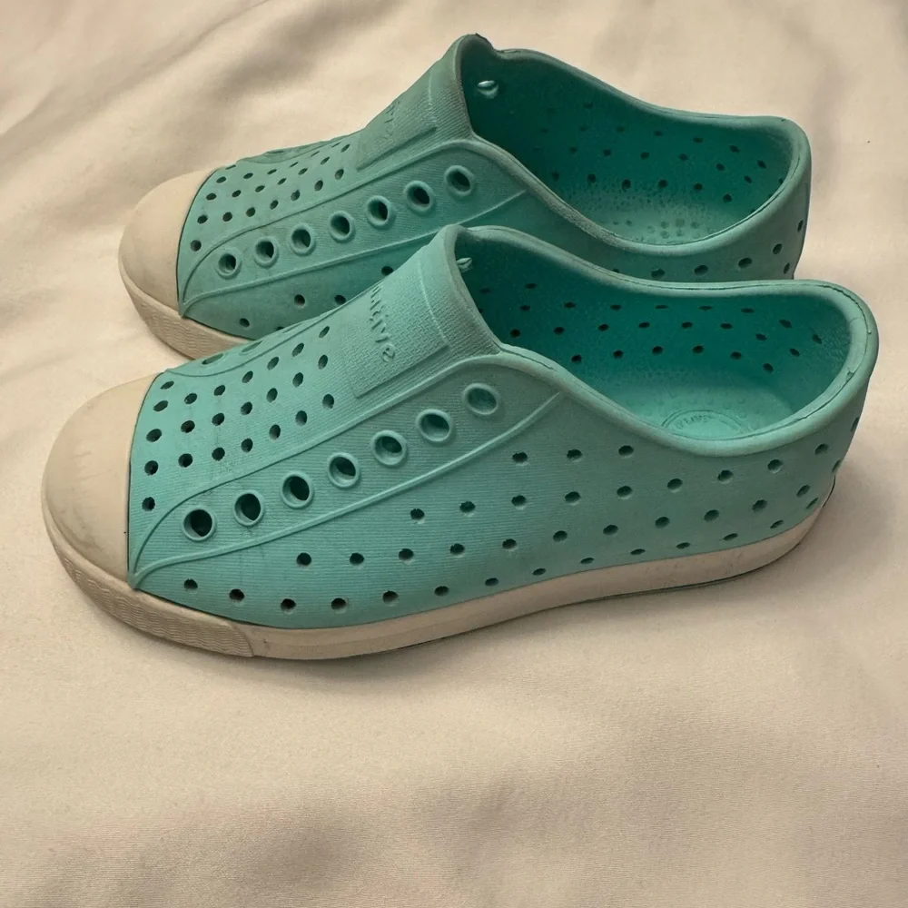 Native Kids Jefferson aqua pool Perforated Water Shoes kid toddler size 11